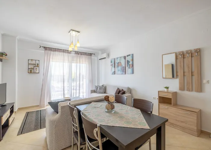 Tranquil Getaway By Infox Apartamento