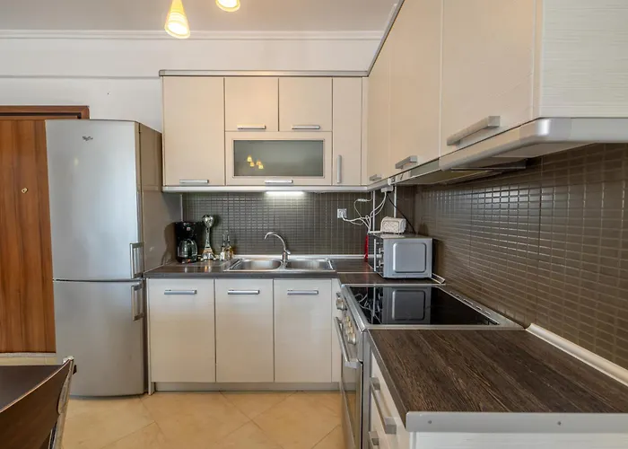 公寓 Tranquil Getaway By Infox