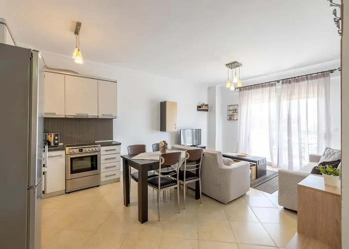 Tranquil Getaway By Infox * 阿菲托斯