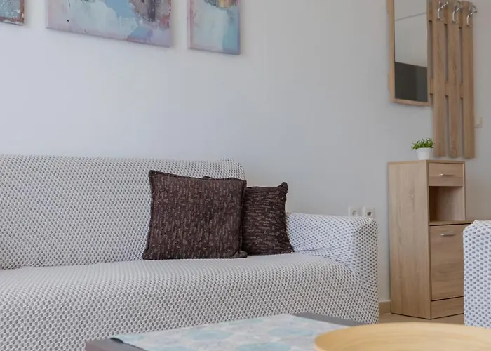 公寓 Tranquil Getaway By Infox