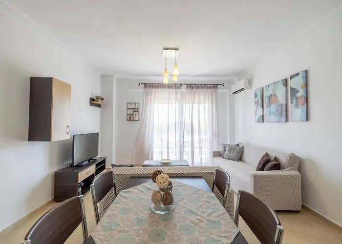 Tranquil Getaway By Infox 阿菲托斯